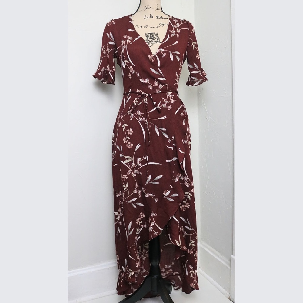 Lulu's Women's Size XS True Wrap Dress Dainty Floral Print Maxi Ruffle Trim